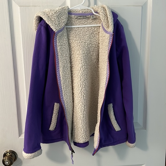 Lands’ End Girl’s hooded sharps lining jacket - Picture 7 of 7